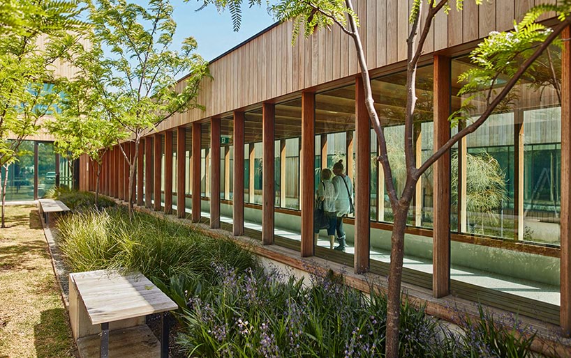 Dandenong Mental Health Facility, Architects: Bates Smart and Irwin Alsop Architects, Landscape Architect: LBA Design, Photographer: Grant Curtelli